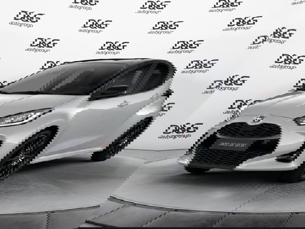 Toyota Yaris GR Sport nuova a Modena