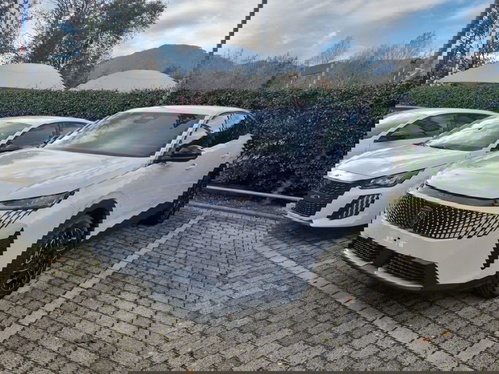 Peugeot 3008 nuova a Lucca