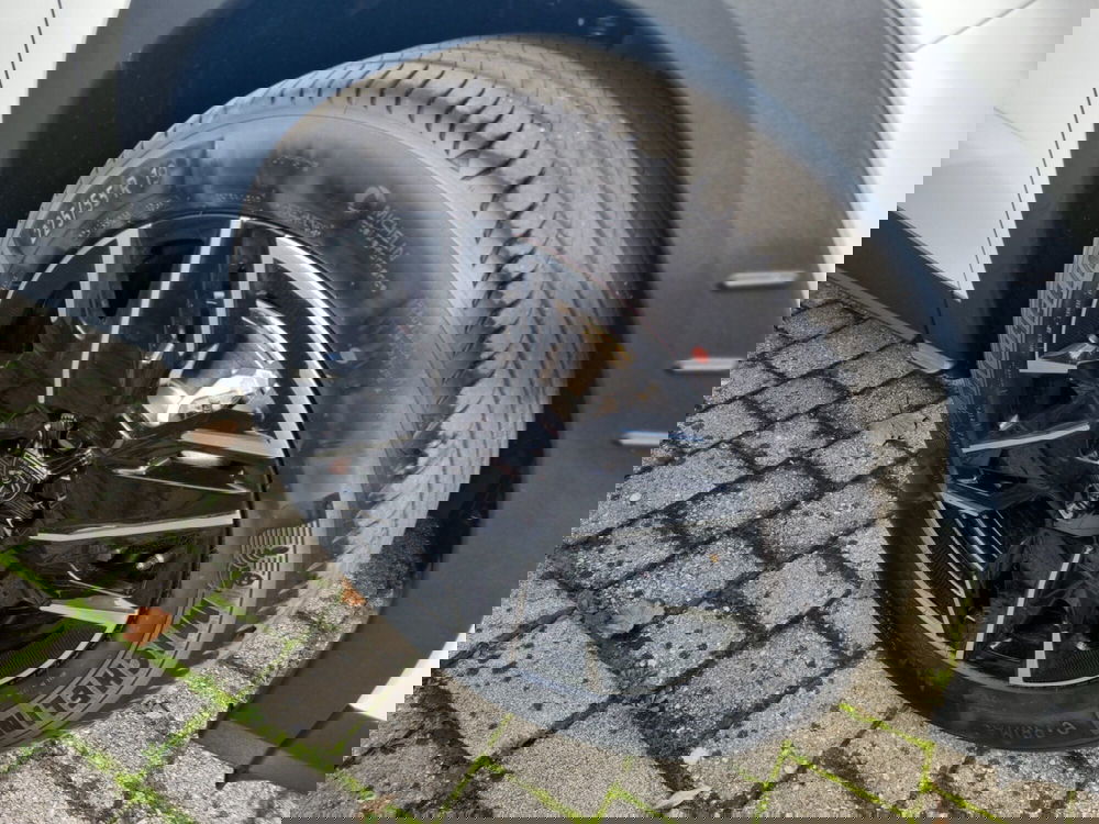 Peugeot 3008 nuova a Lucca (13)