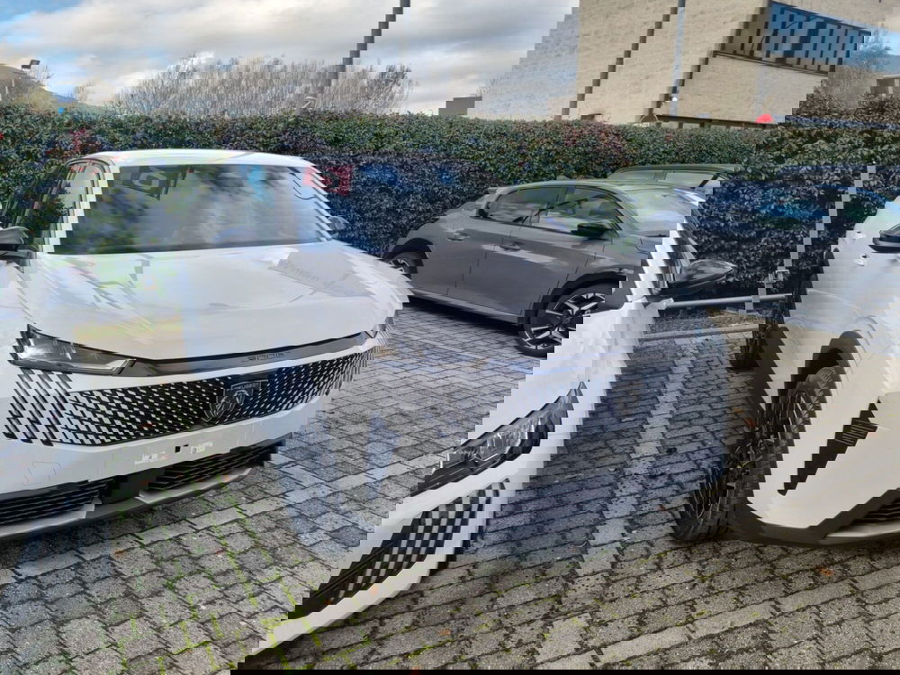 Peugeot 3008 nuova a Lucca (2)