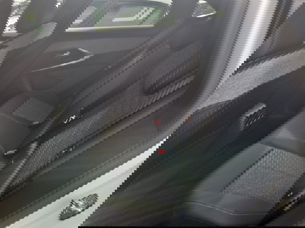 Peugeot 3008 nuova a Lucca (6)