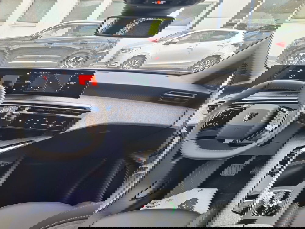 Peugeot 3008 nuova a Lucca (7)