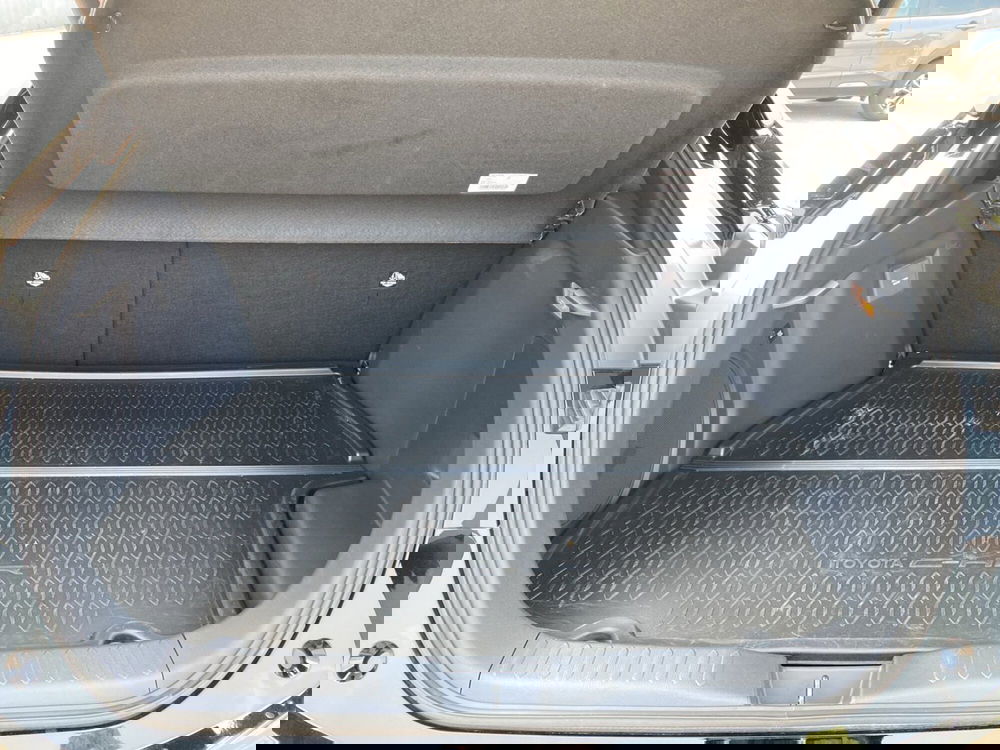Toyota Toyota C-HR usata a Vicenza (9)