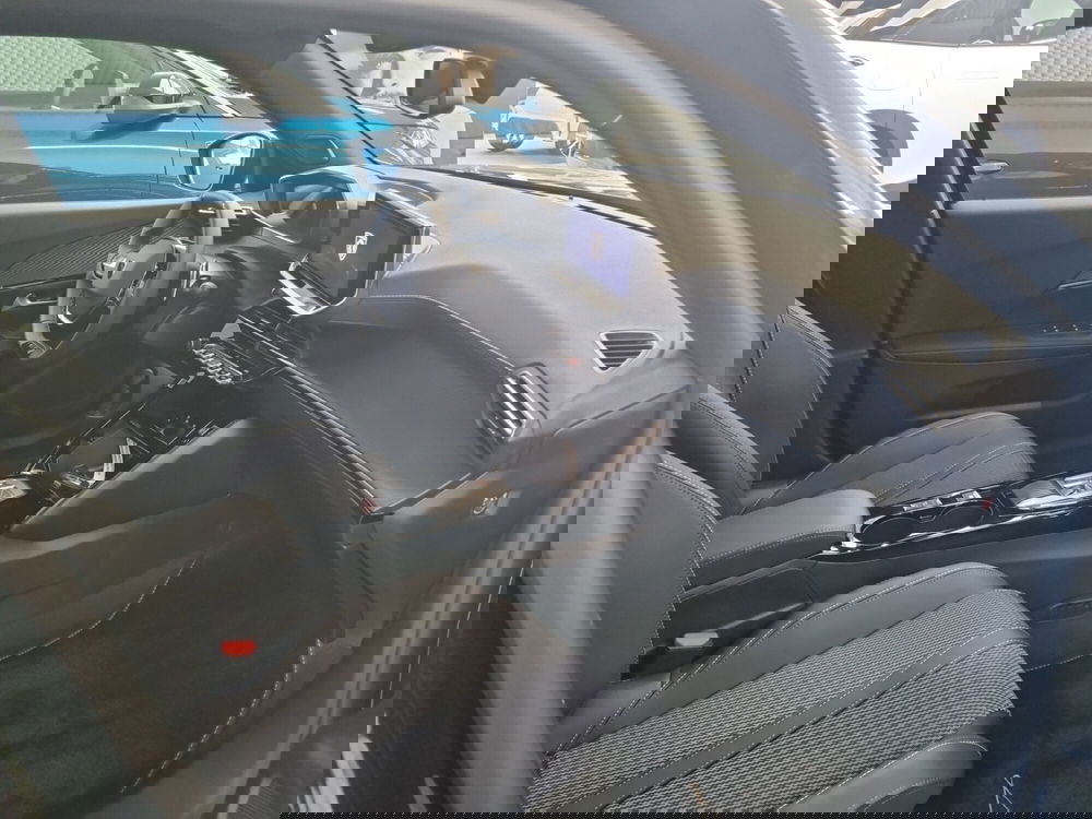 Peugeot 2008 nuova a Lucca (11)