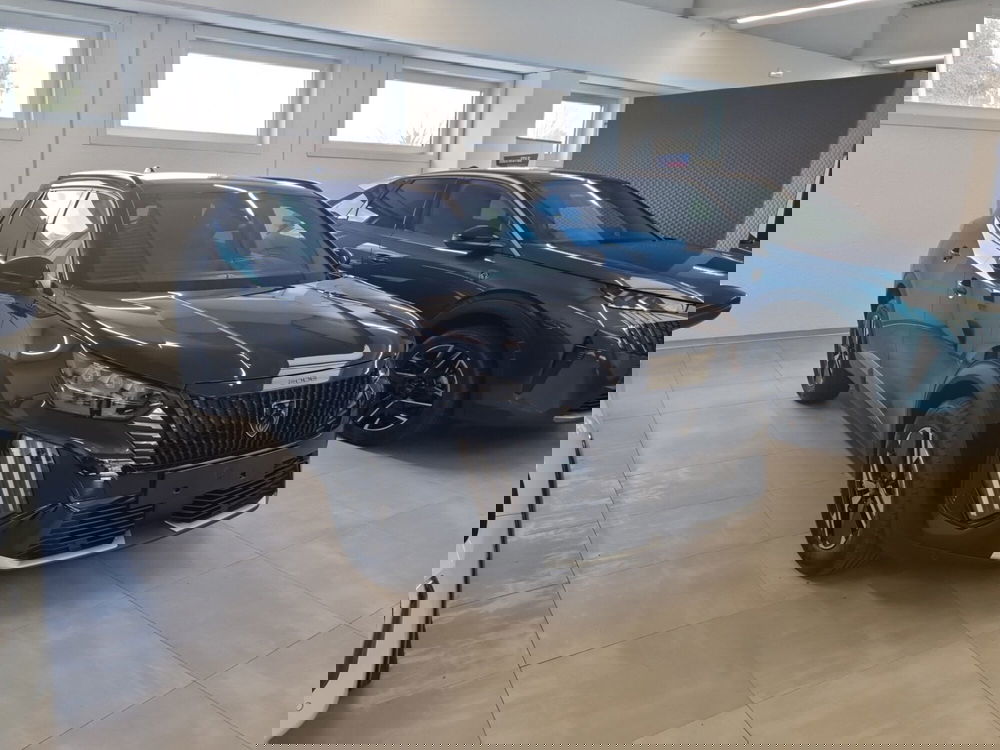 Peugeot 2008 nuova a Lucca (2)