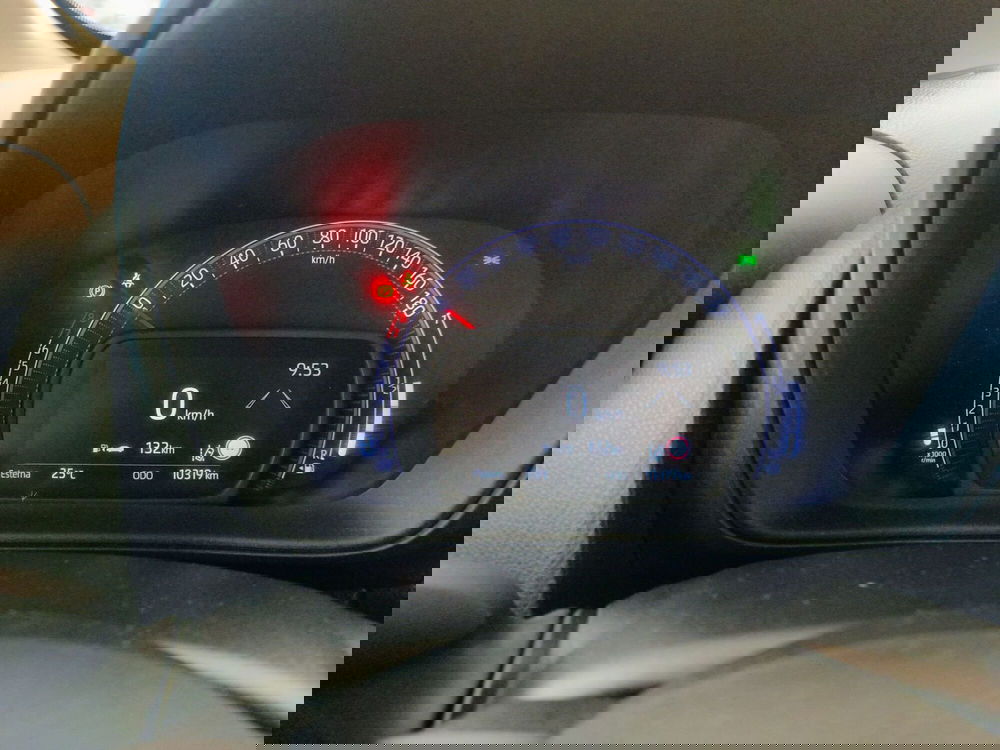 Toyota Aygo X usata a Catanzaro (17)