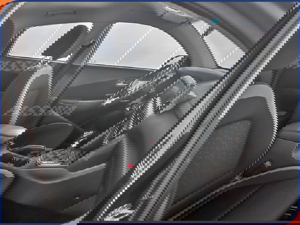 Hyundai Kona usata a Milano (13)