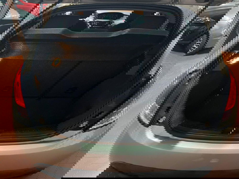 Lancia Ypsilon usata a Lucca (14)