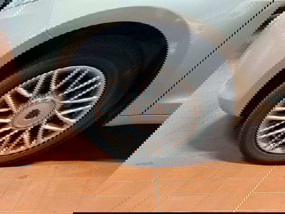 Lancia Ypsilon usata a Lucca (9)