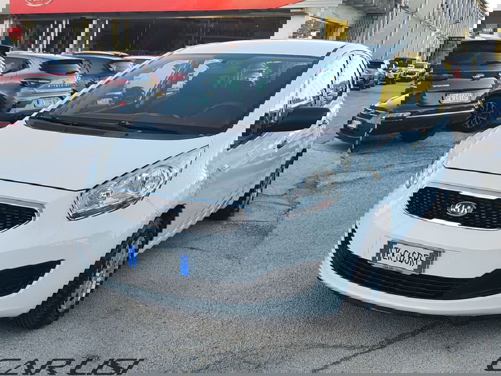 Kia Venga usata a Foggia (3)