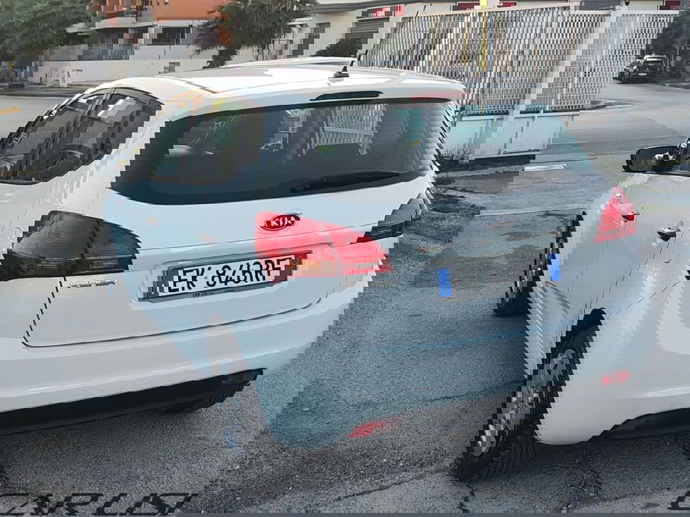 Kia Venga usata a Foggia (5)