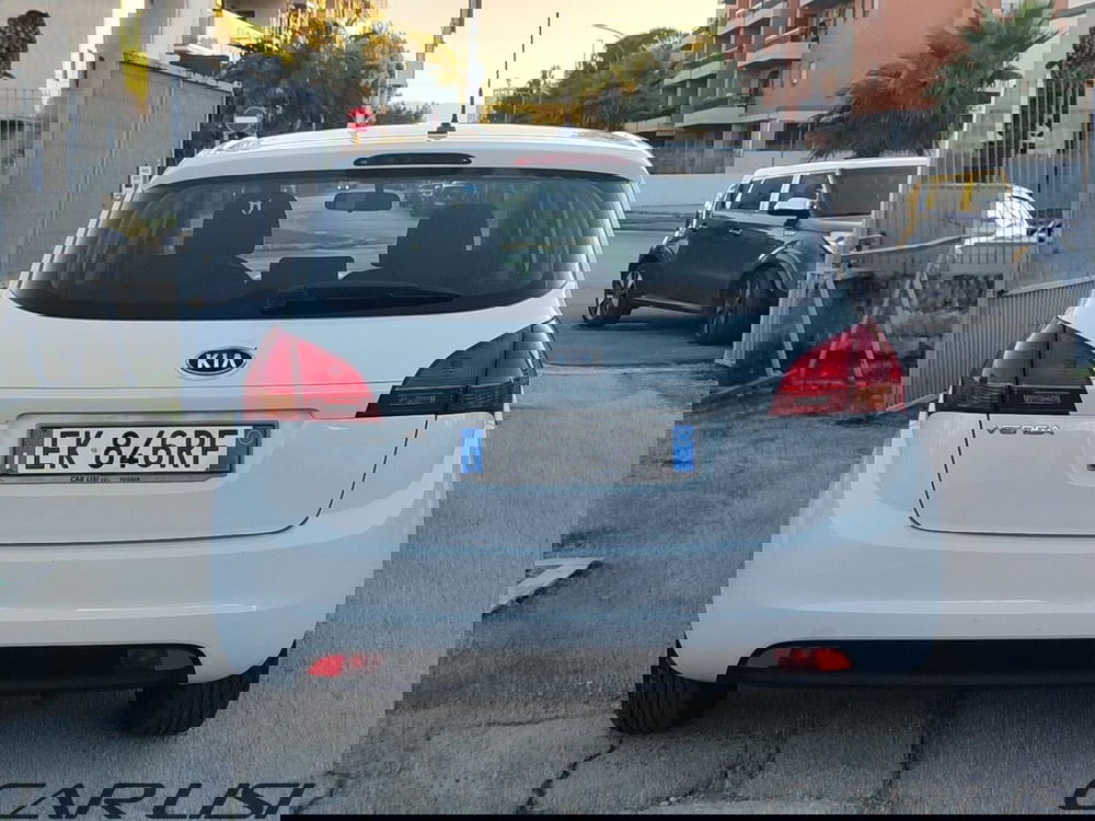 Kia Venga usata a Foggia (6)