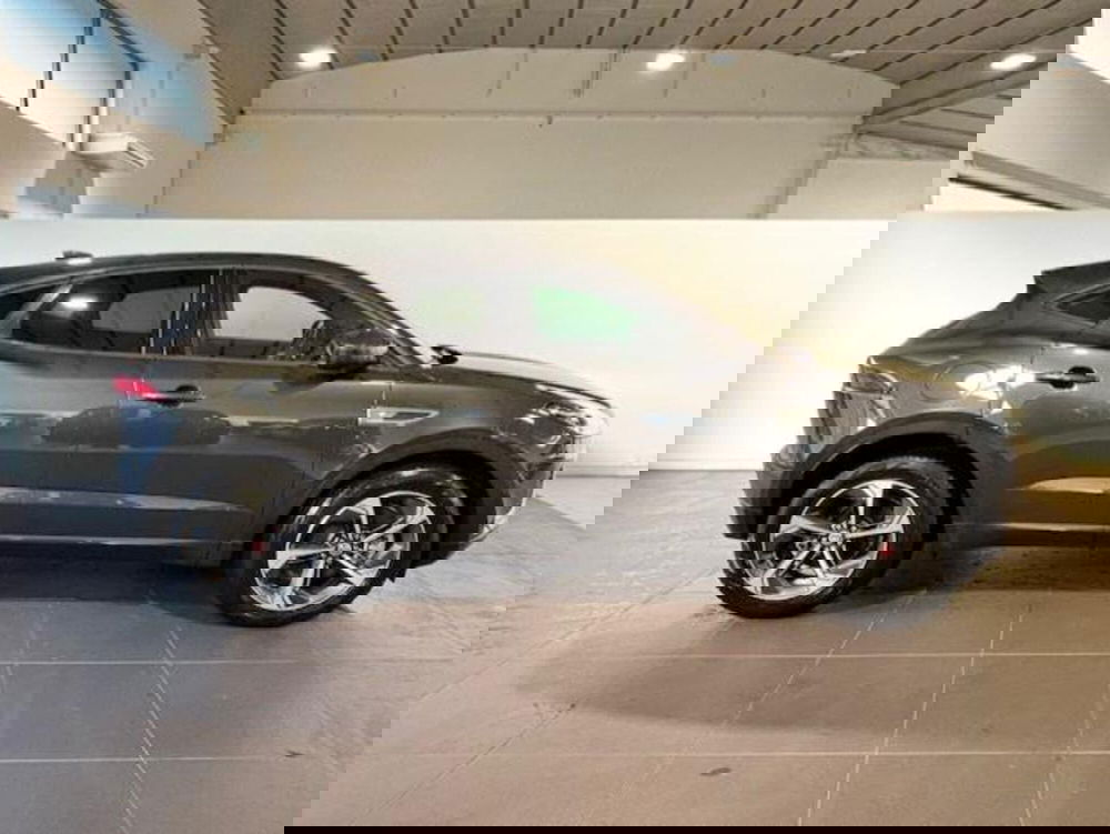 Jaguar E-Pace usata a Venezia (3)