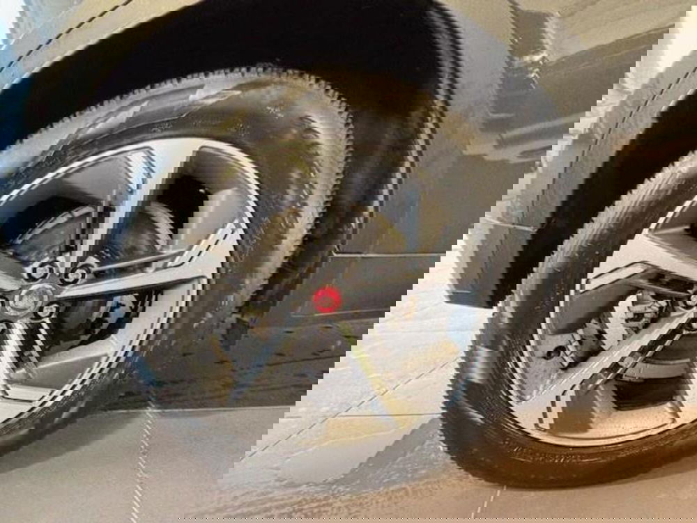 Jaguar E-Pace usata a Venezia (4)