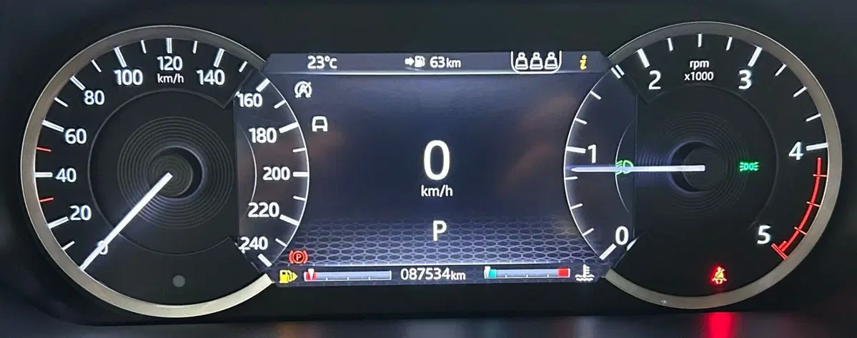 Land Rover Discovery Sport usata a Ferrara (10)