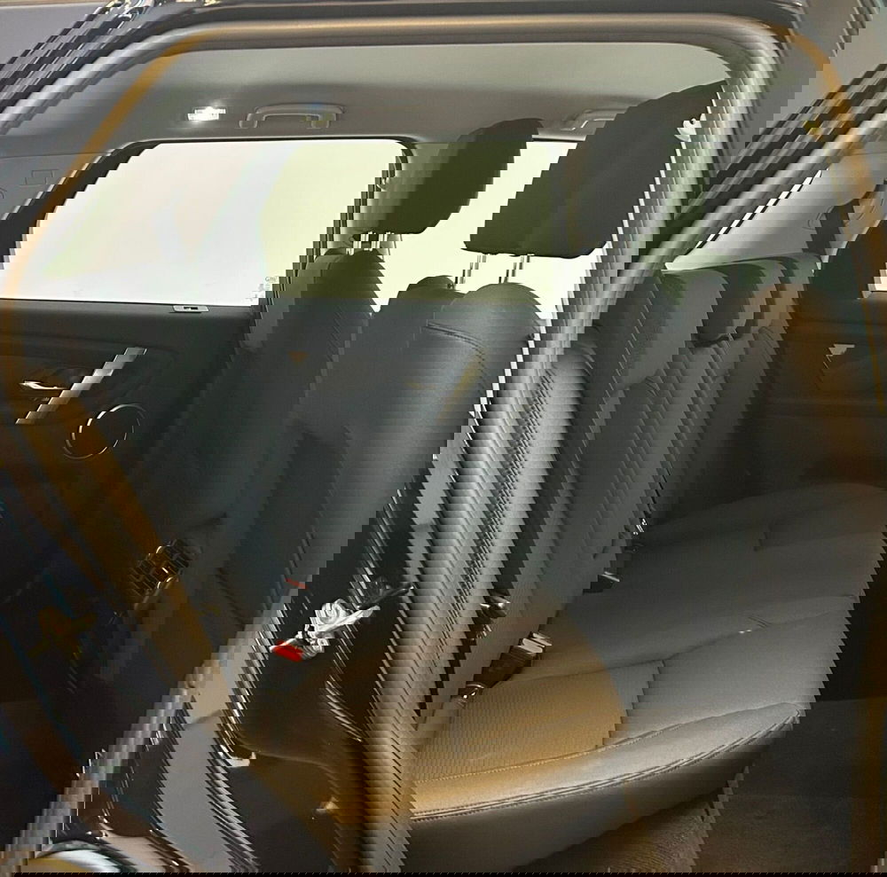 Land Rover Discovery Sport usata a Ferrara (5)