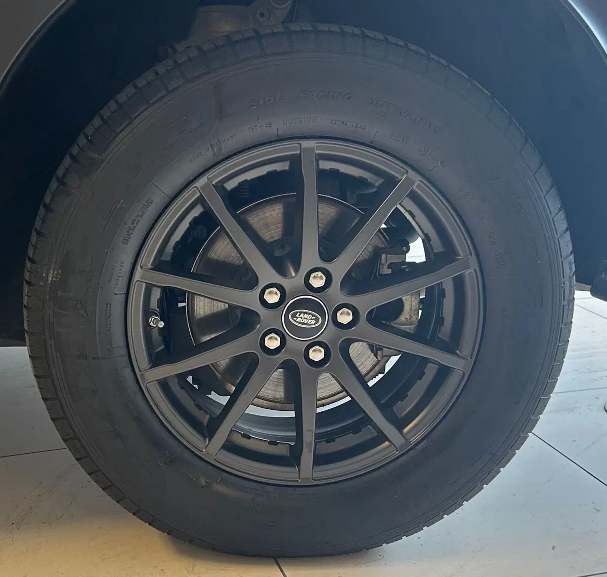 Land Rover Discovery Sport usata a Ferrara (9)