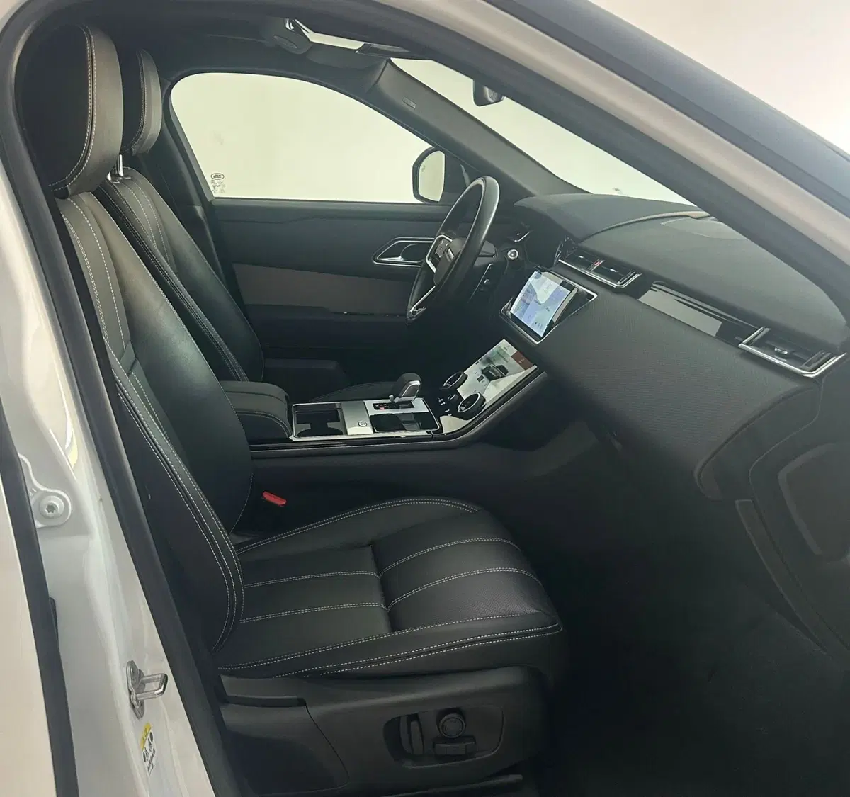 Land Rover Range Rover Velar usata a Ferrara (3)