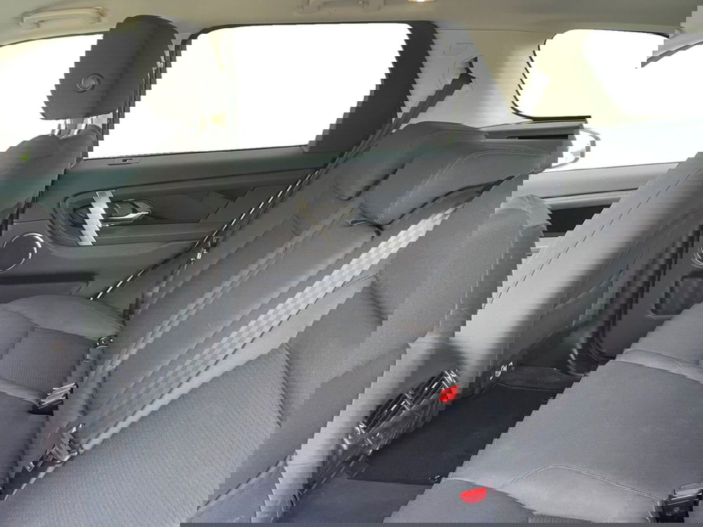 Land Rover Discovery Sport usata a Livorno (5)