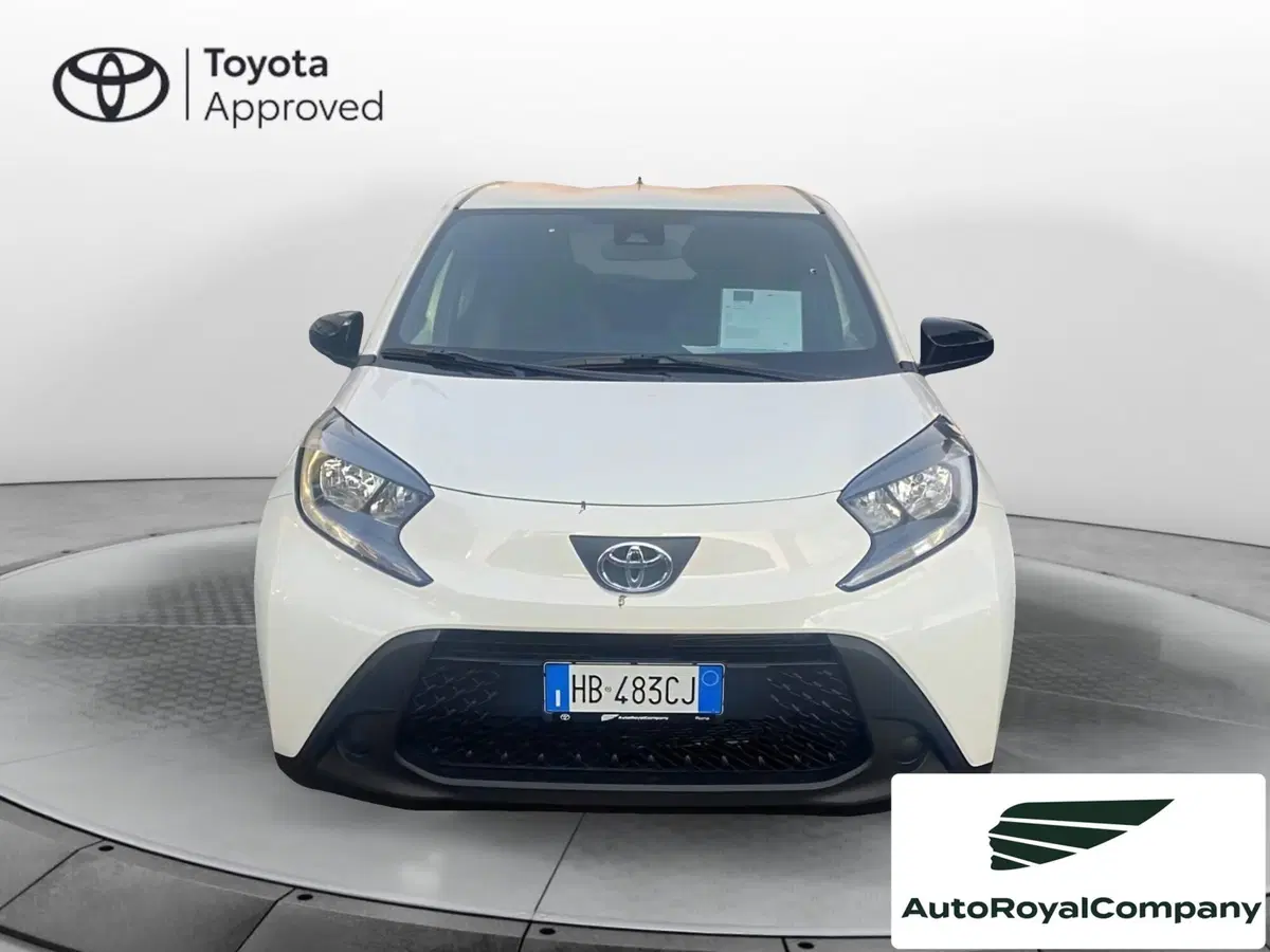 Toyota Aygo X nuova a Roma (5)