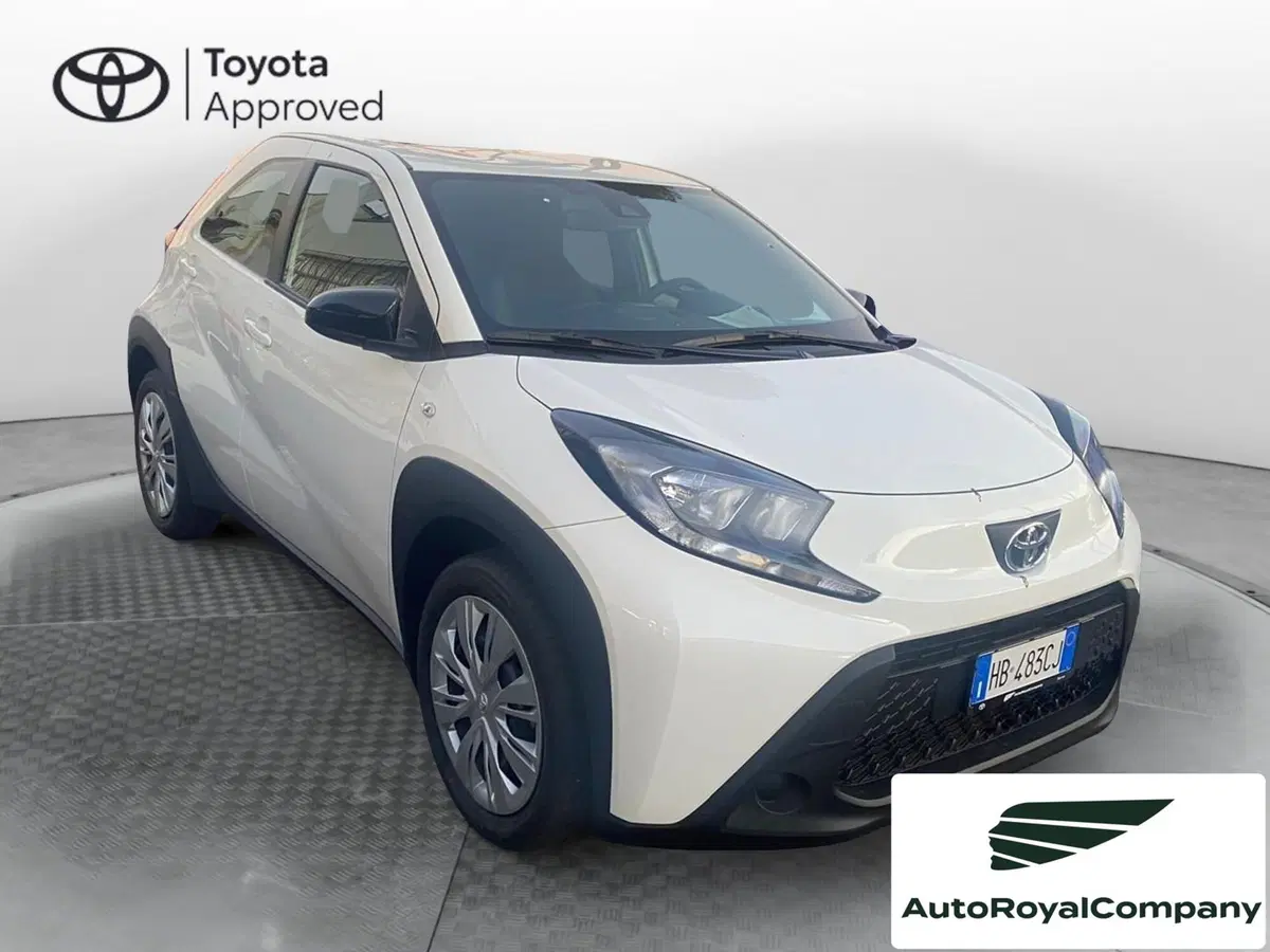 Toyota Aygo X nuova a Roma (7)