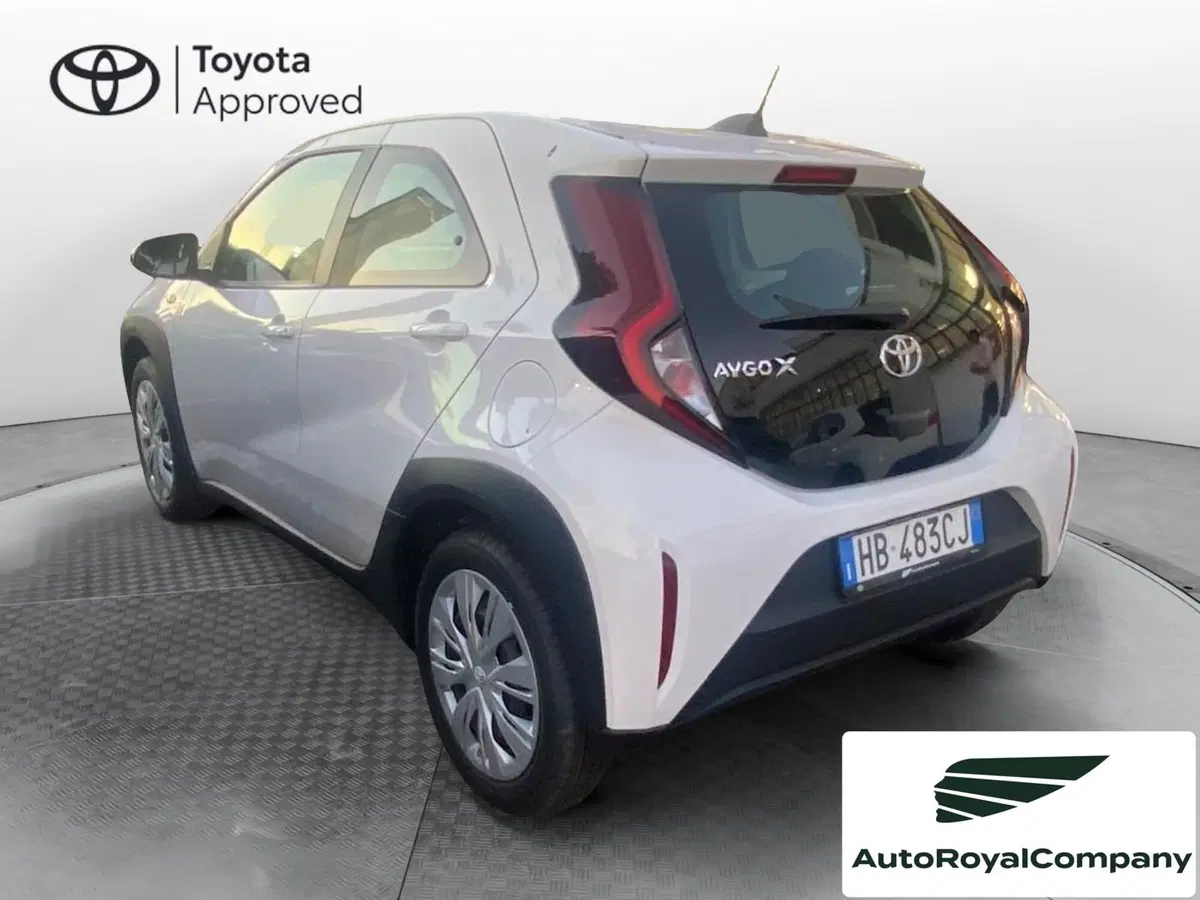 Toyota Aygo X nuova a Roma (4)