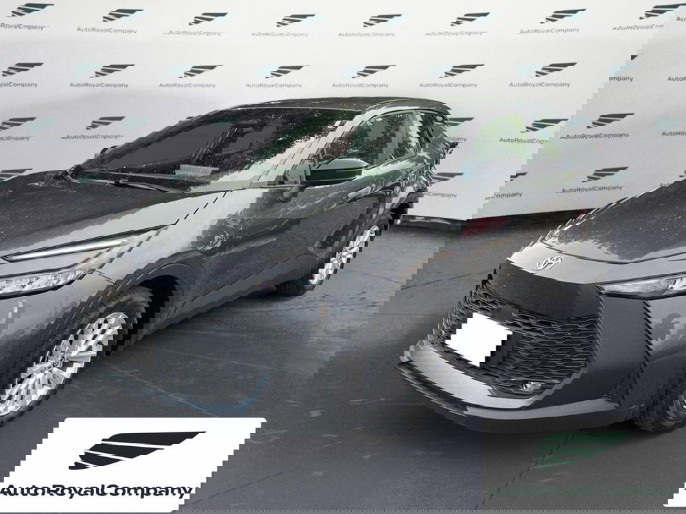 Toyota Toyota C-HR nuova a Roma