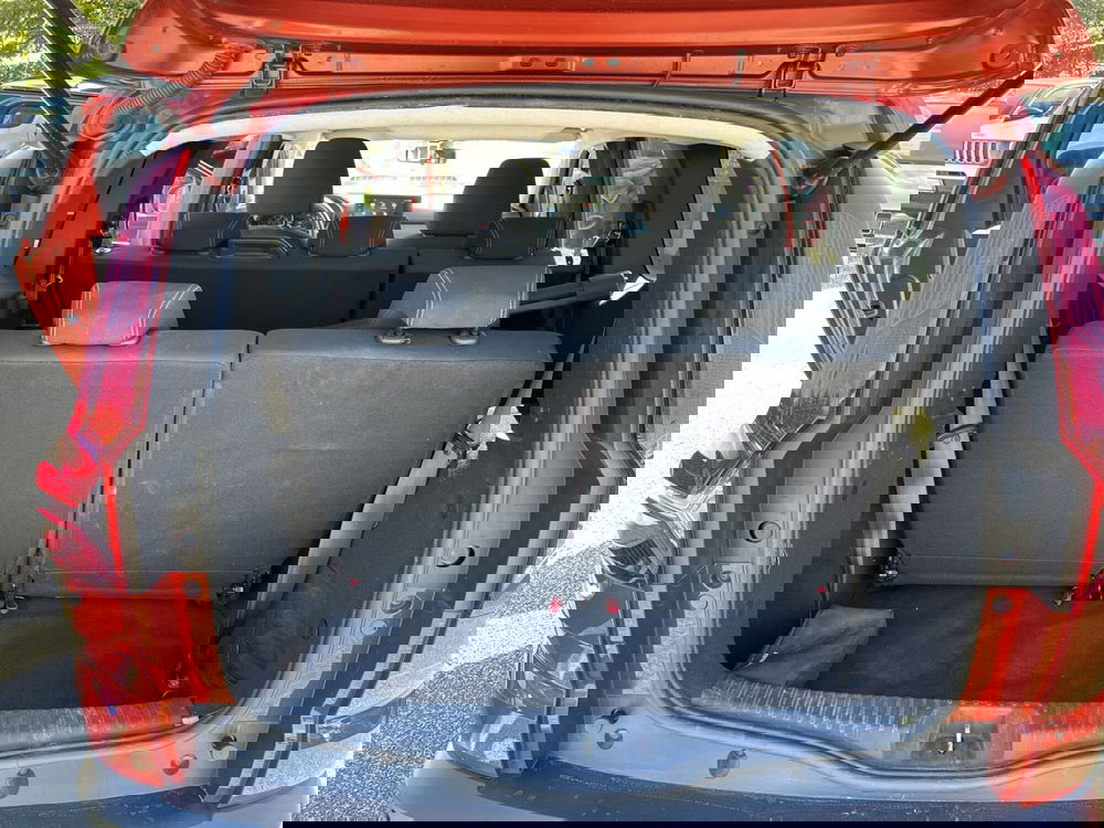 Dacia Jogger usata a Roma (10)