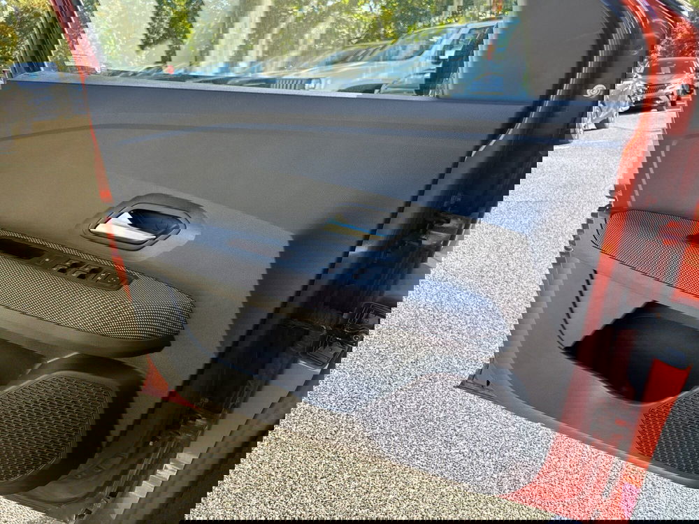 Dacia Jogger usata a Roma (19)