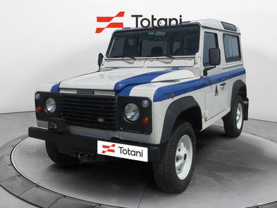 Land Rover Defender 90 2.5 Td5 Soft-Top del 1998 usata a L&#039;Aquila