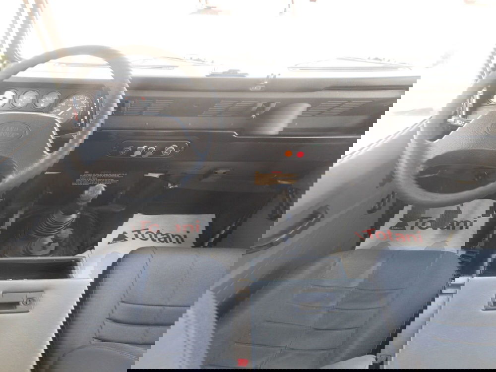 Land Rover Defender usata a L'Aquila (13)