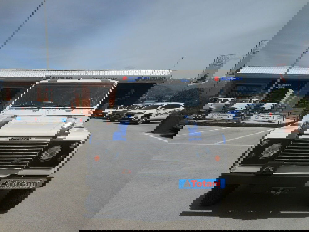 Land Rover Defender usata a L'Aquila (2)