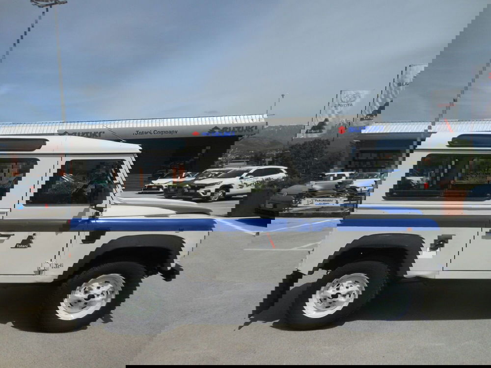 Land Rover Defender usata a L'Aquila (4)