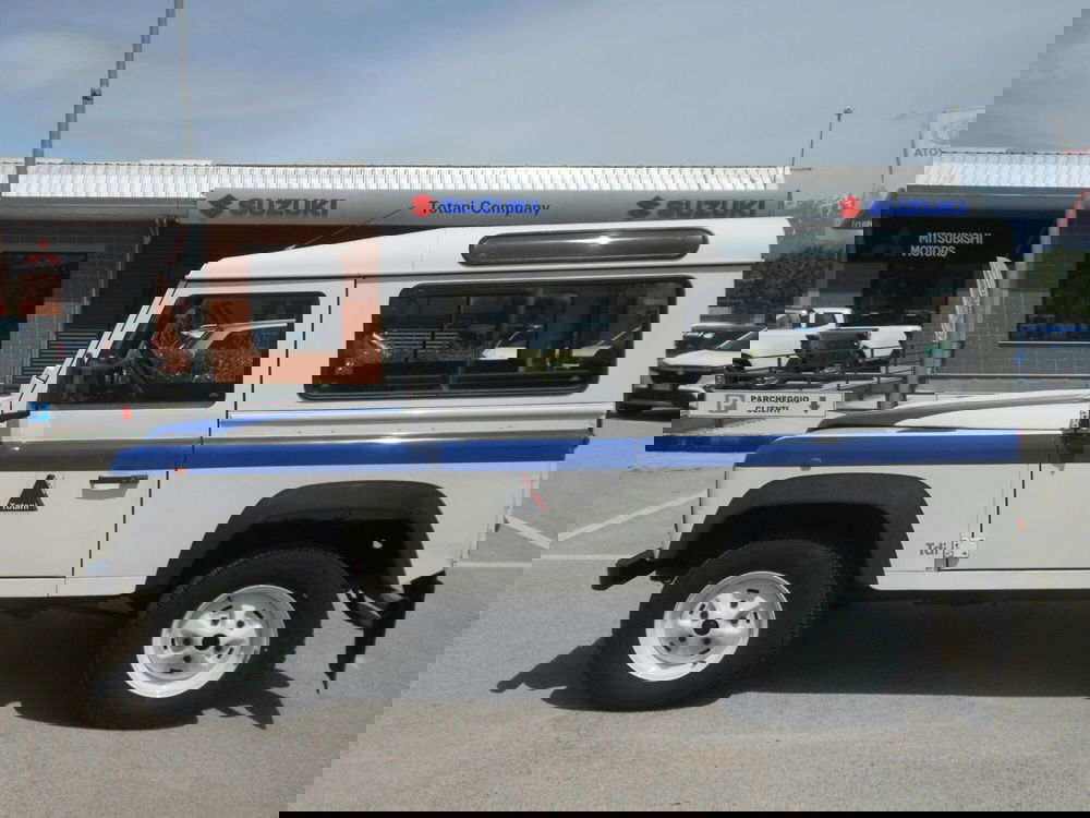 Land Rover Defender usata a L'Aquila (8)