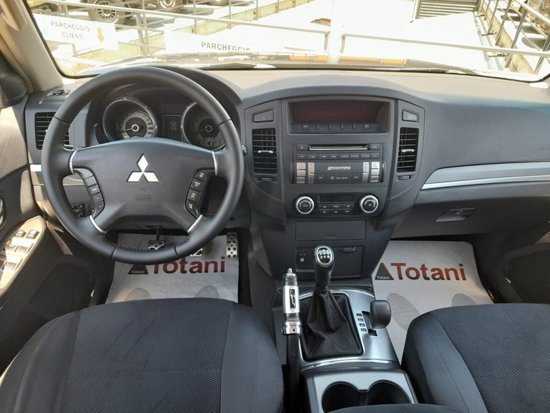 Mitsubishi Pajero usata a L'Aquila (17)