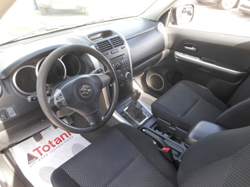 Suzuki Grand Vitara usata a L'Aquila (9)