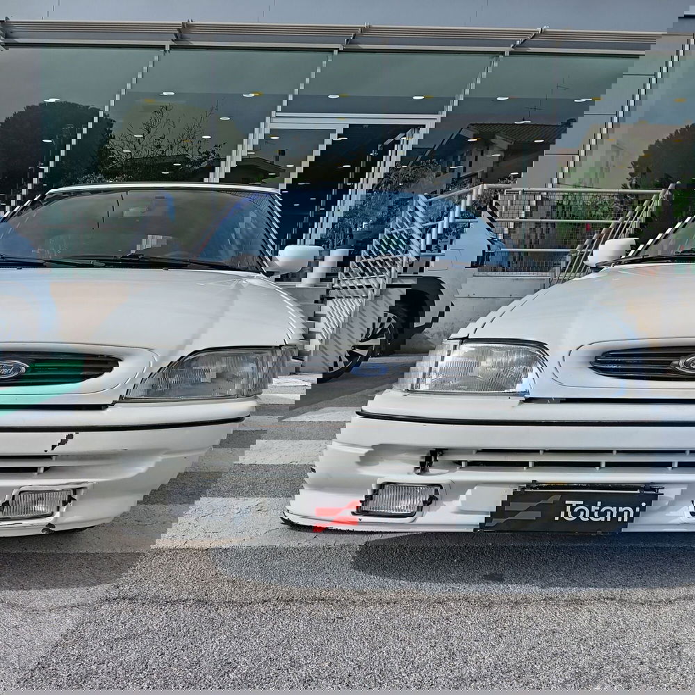 Ford Escort Cabrio usata a L'Aquila (5)