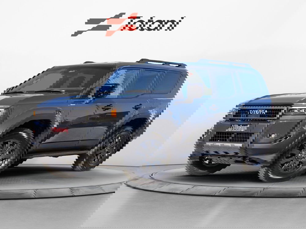 Toyota Land Cruiser nuova a L'Aquila