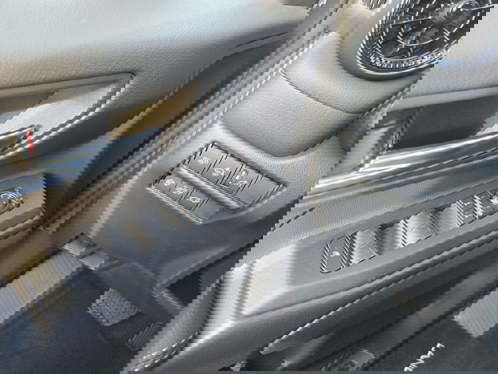 Toyota Land Cruiser nuova a L'Aquila (12)