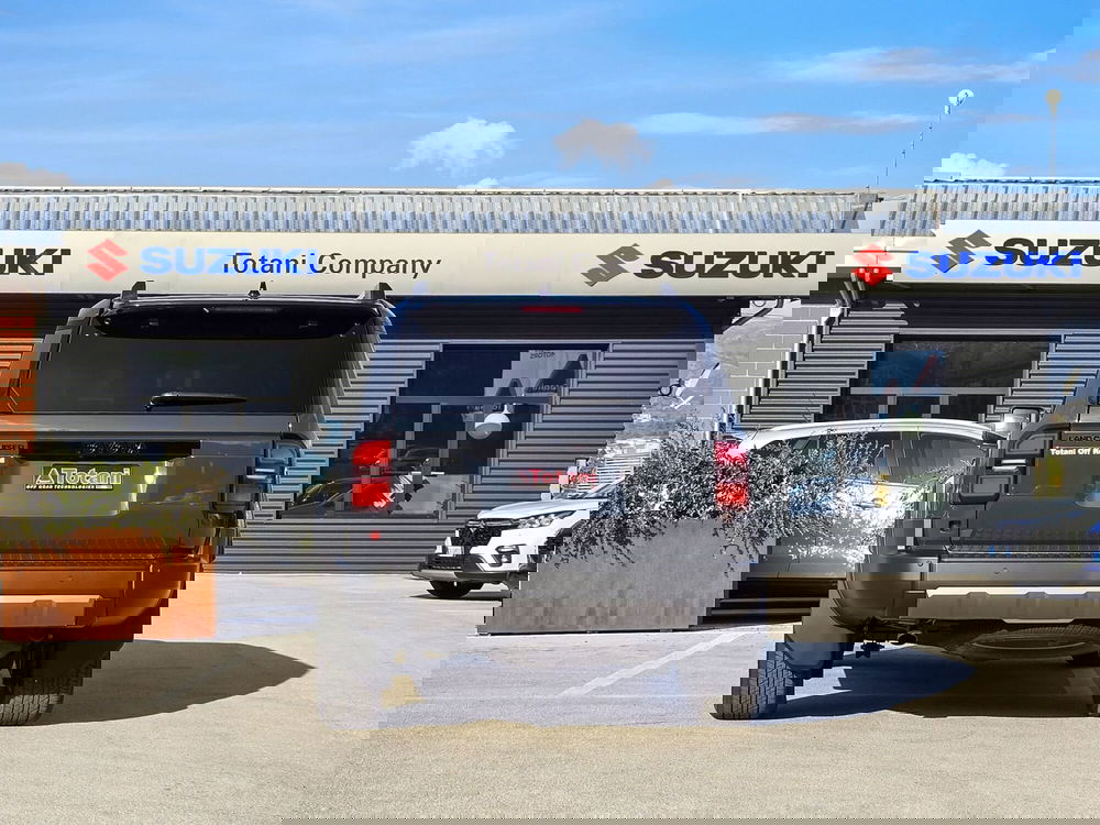 Toyota Land Cruiser nuova a L'Aquila (3)