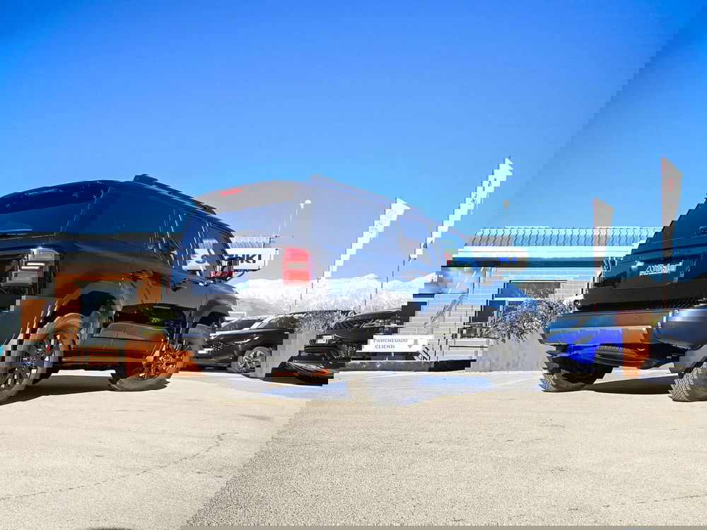 Toyota Land Cruiser nuova a L'Aquila (11)