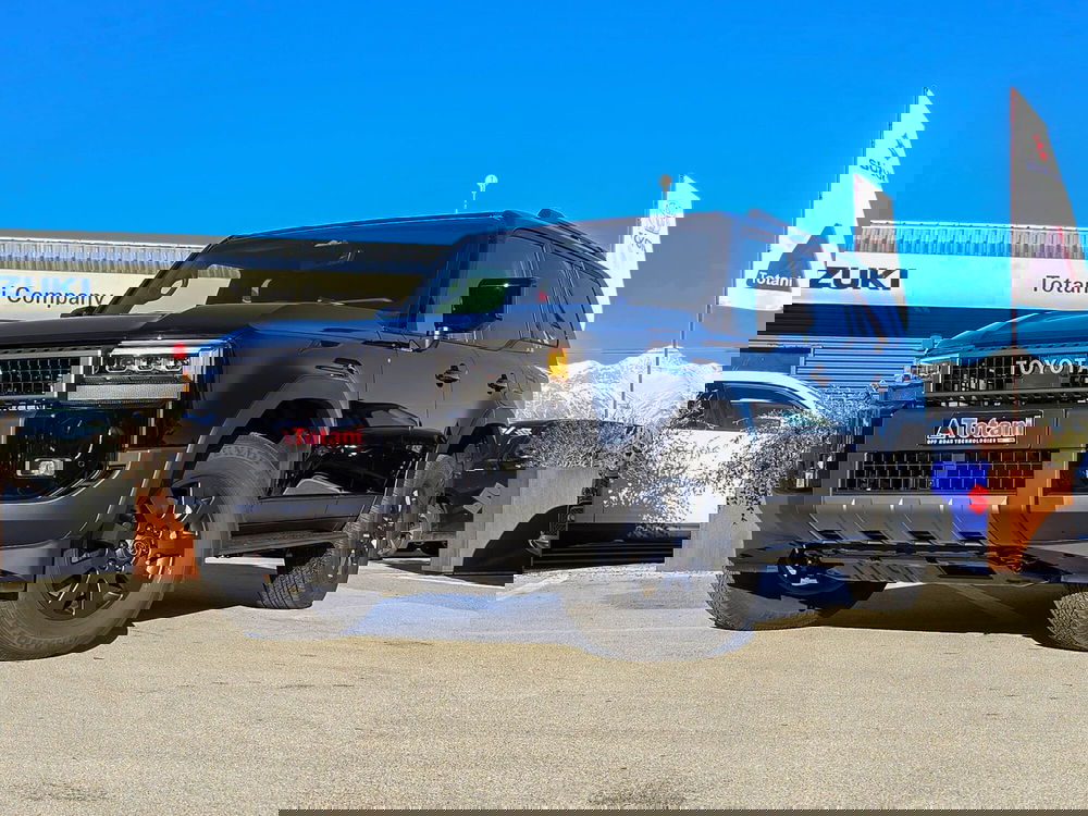 Toyota Land Cruiser nuova a L'Aquila (2)