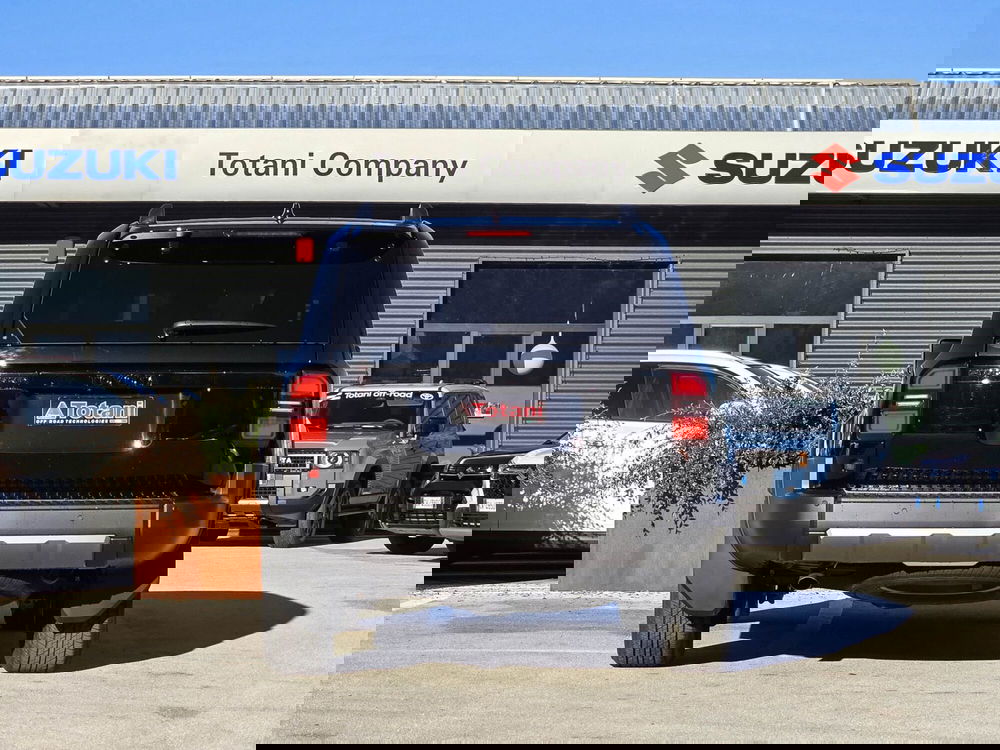 Toyota Land Cruiser nuova a L'Aquila (7)