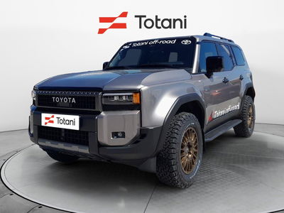 Toyota Land Cruiser 2.8 d-4d Adventure awd auto nuova a L&#039;Aquila