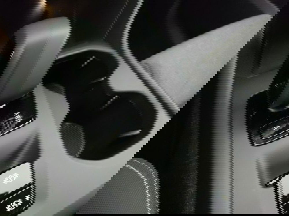 Volvo XC40 usata a Modena (16)