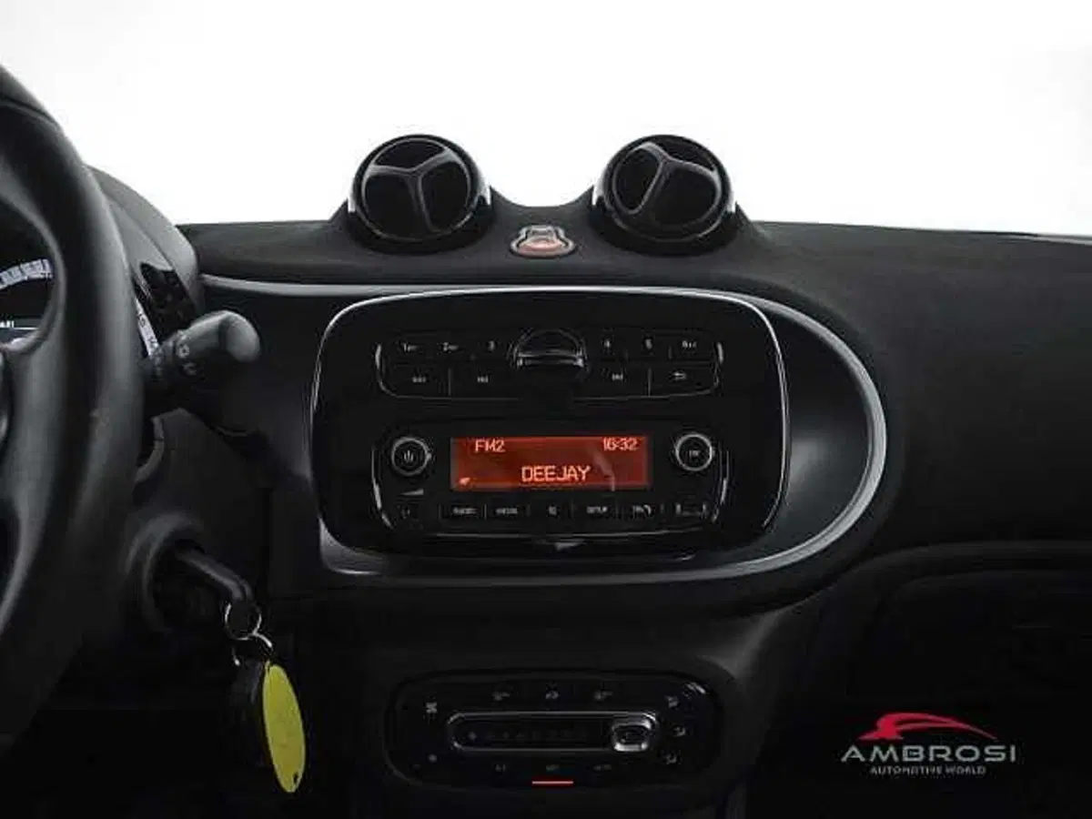 smart forfour usata a Perugia (17)