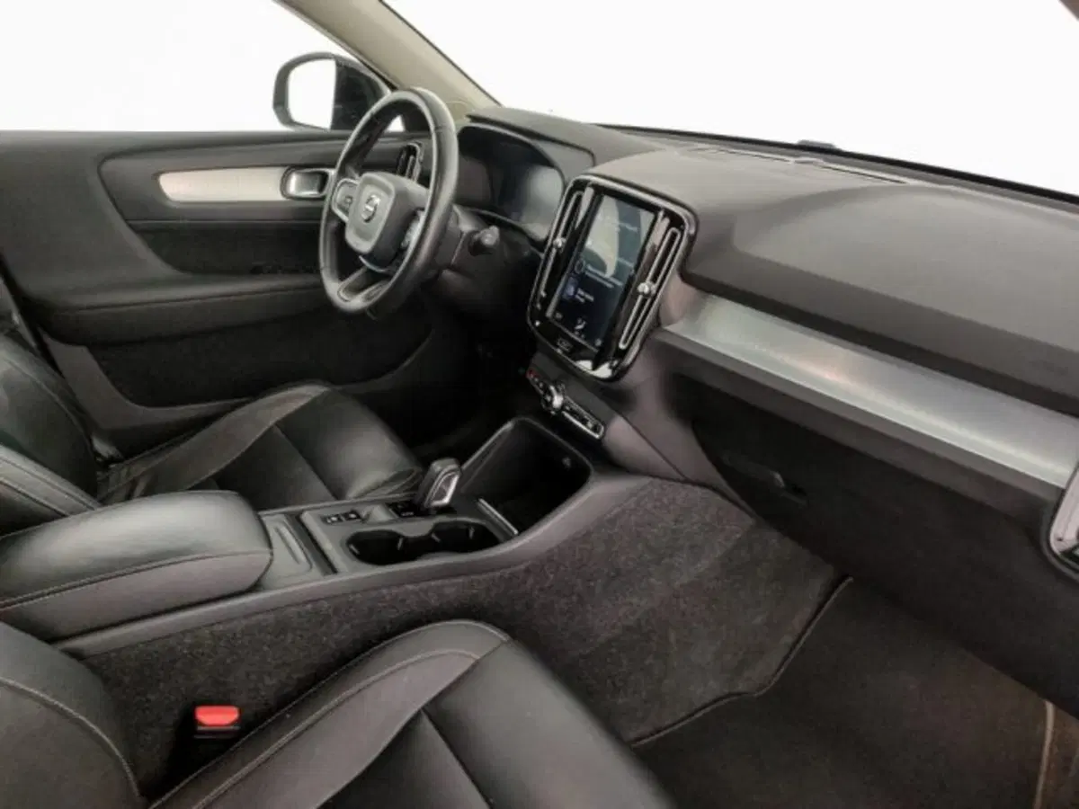 Volvo XC40 usata a Modena (10)