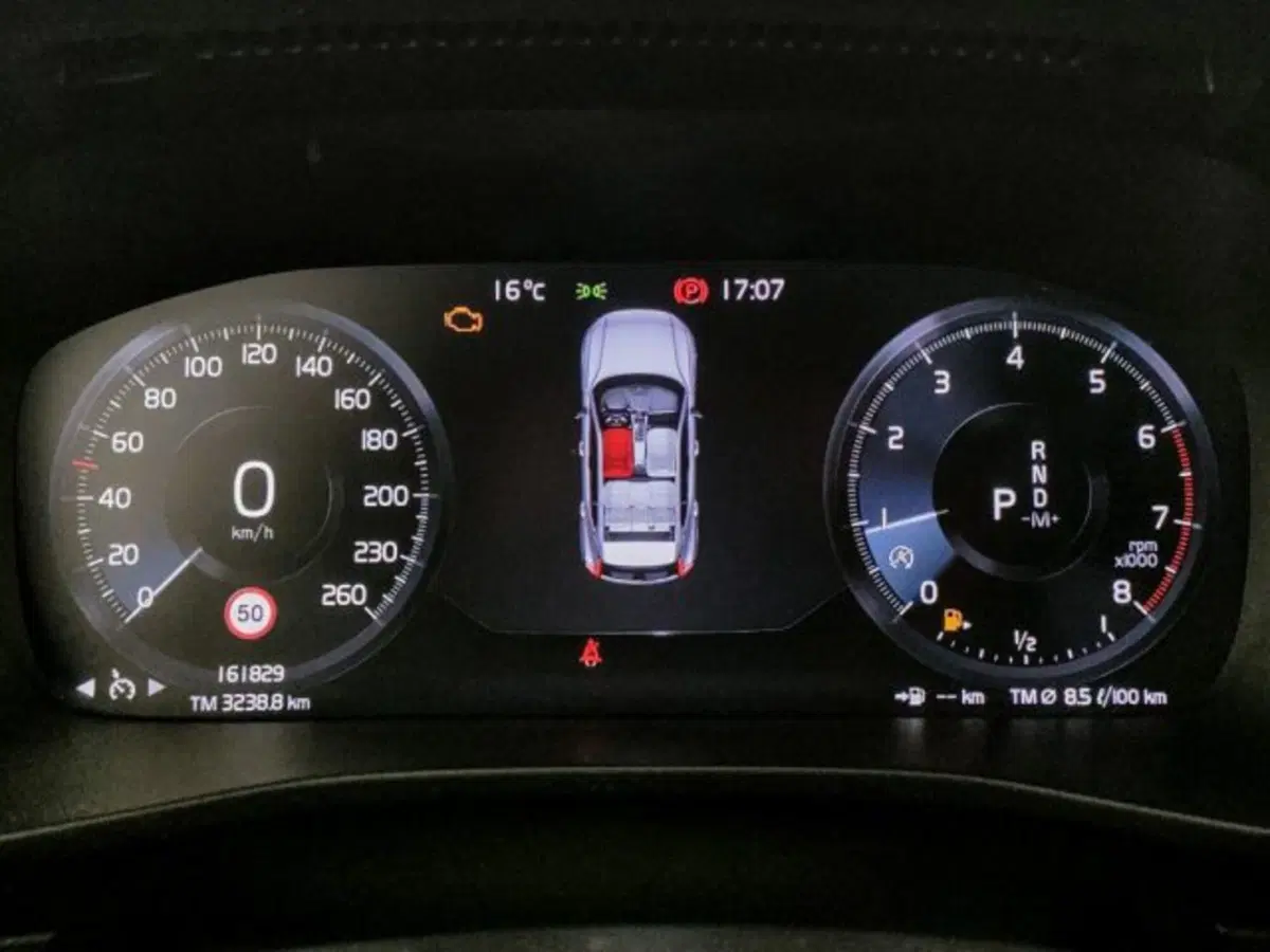 Volvo XC40 usata a Modena (12)