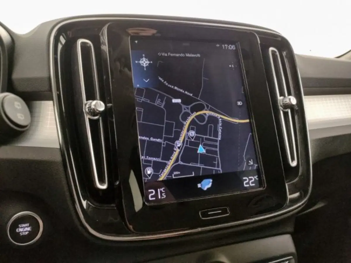 Volvo XC40 usata a Modena (16)