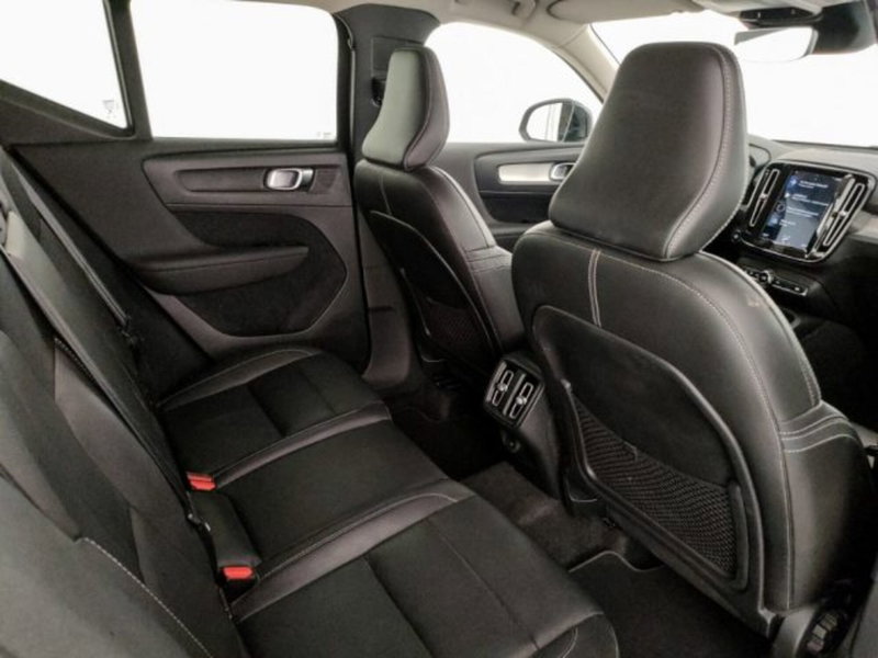 Volvo XC40 usata a Modena (9)